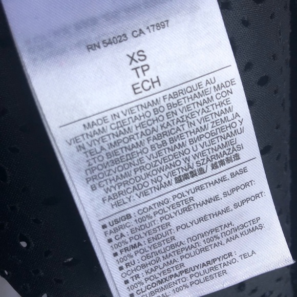 Banana Republic• Faux Leather Eyelet Black - Picture 7 of 7